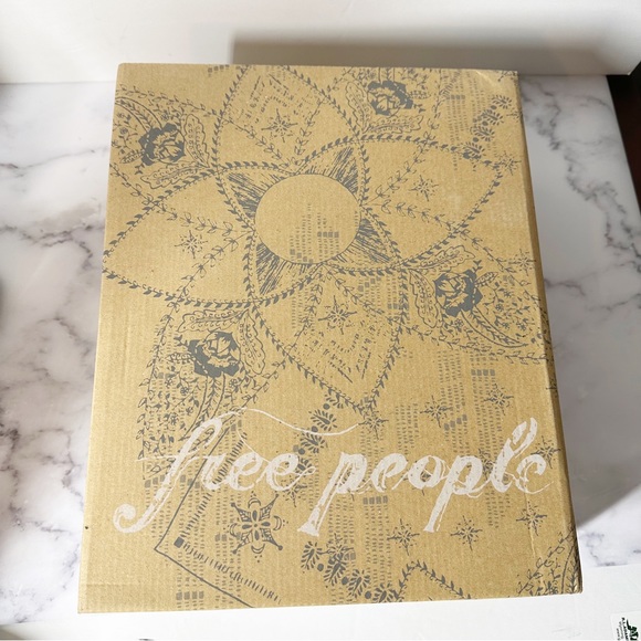 Free People Elle Block Heel Boot Size EU 41 Tan - Picture 14 of 16